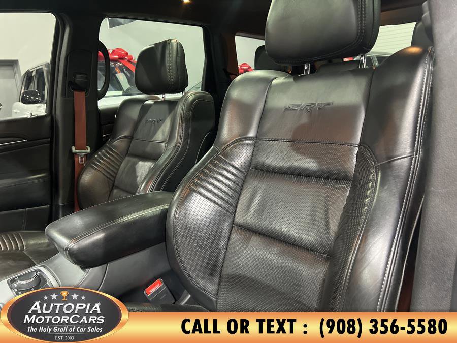 Used 2021 Jeep Grand Cherokee SRT image 9