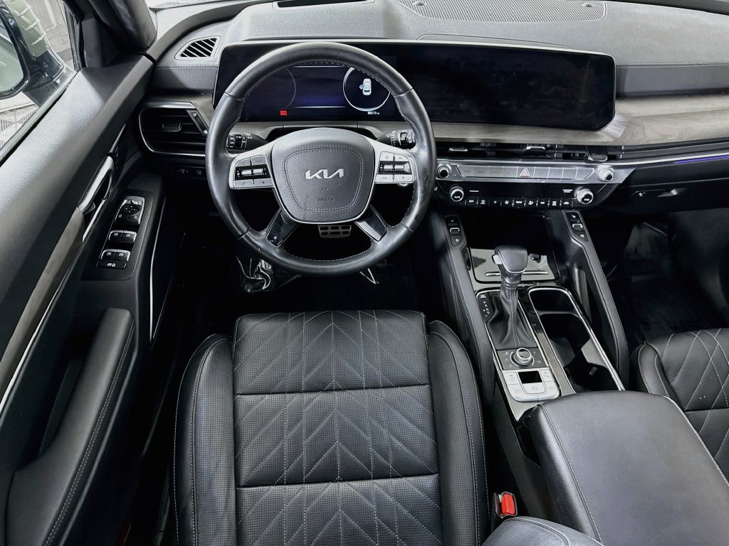 Used 2023 Kia Telluride SX Prestige X-Pro AWD/4WD image 3