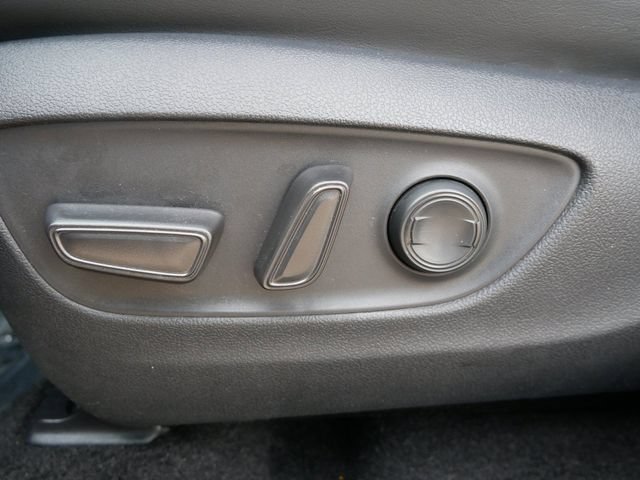 Used 2021 Toyota RAV4 XLE Premium AWD/4WD image 15