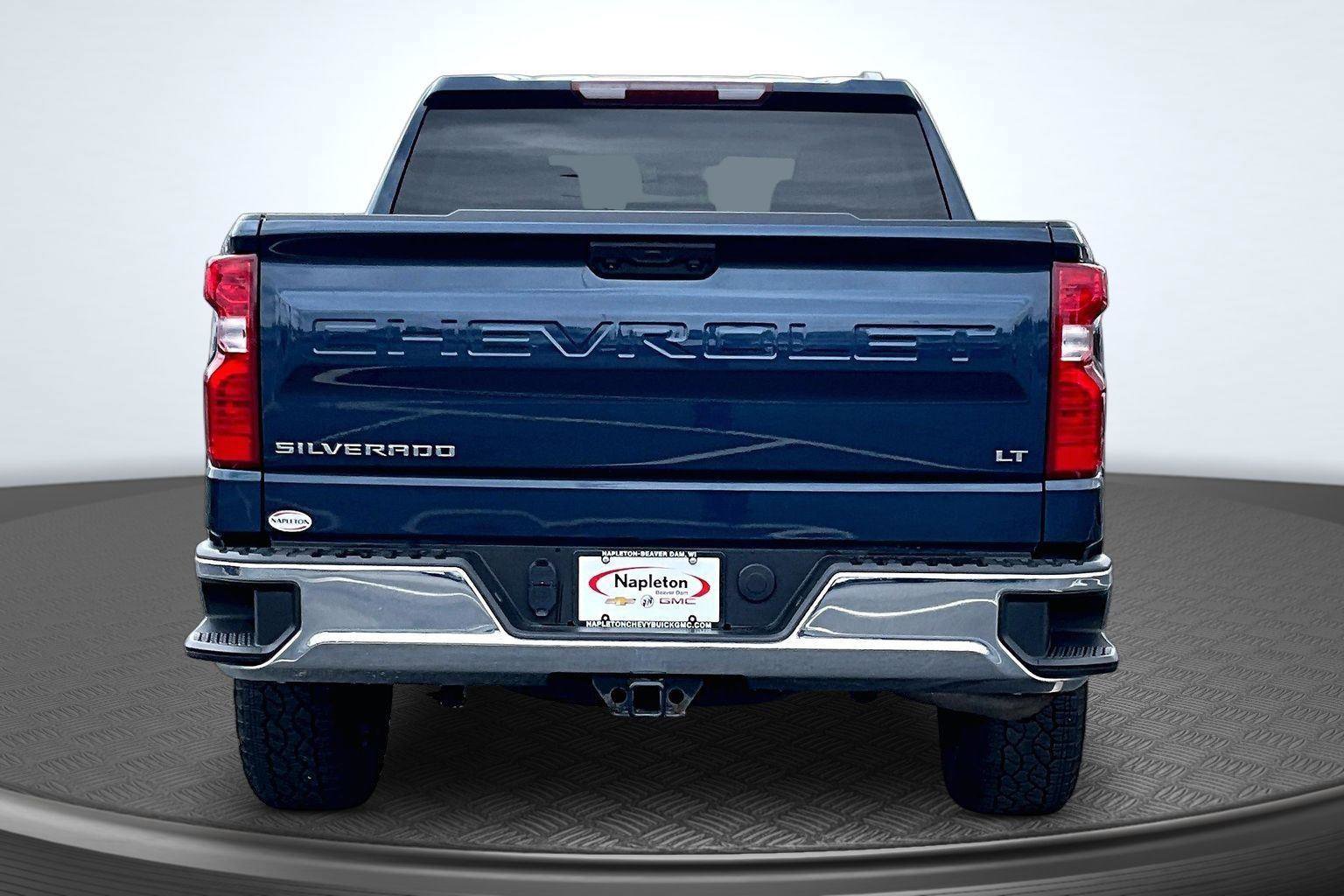 Used 2023 Chevrolet Silverado 1500 LT AWD/4WD image 4