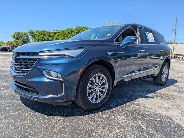 Used 2023 Buick Enclave Essence image 8