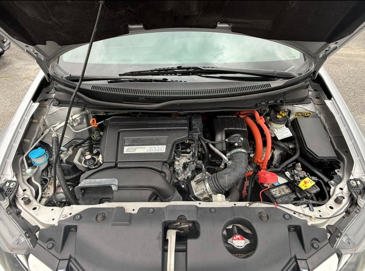 Used 2015 Honda Civic Hybrid Sedan image 37