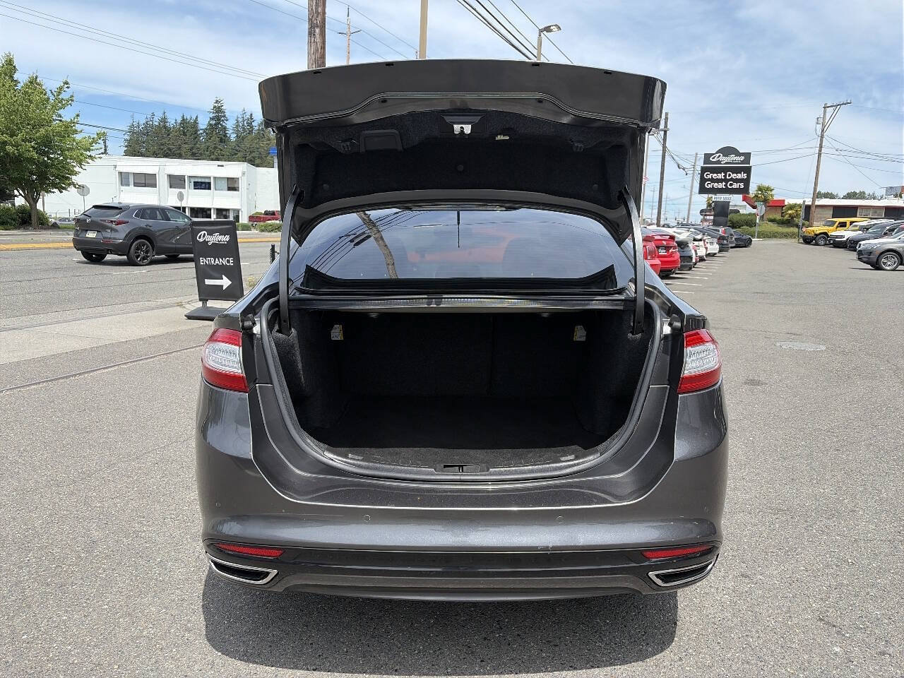 Used 2016 Ford Fusion Titanium AWD/4WD image 8