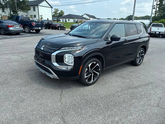Used 2024 Mitsubishi Outlander SE AWD/4WD image 12