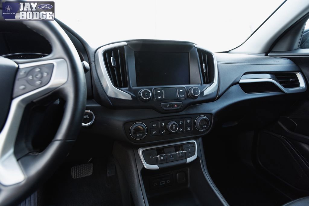 Used 2024 GMC Terrain SLT image 36
