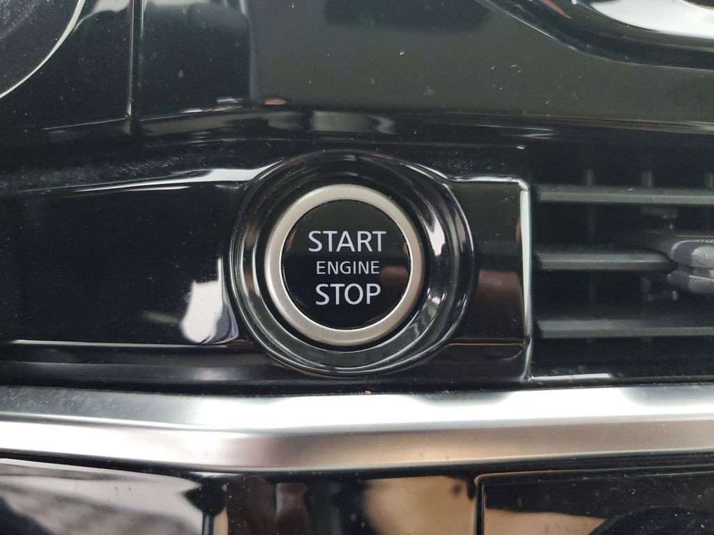 Used 2022 Nissan Pathfinder SV image 20