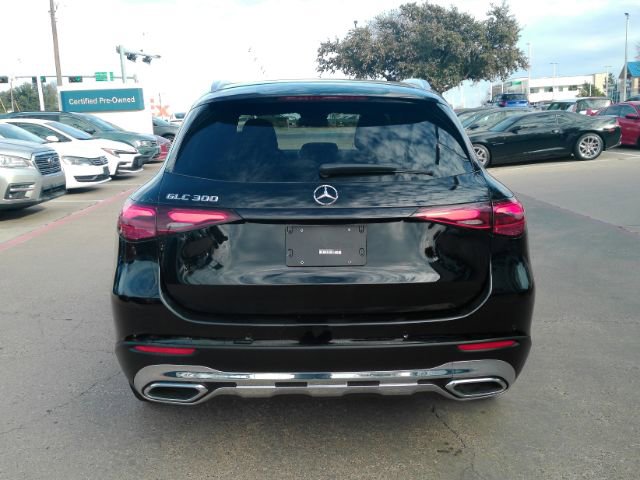Used 2024 Mercedes-Benz GLC 300 image 7