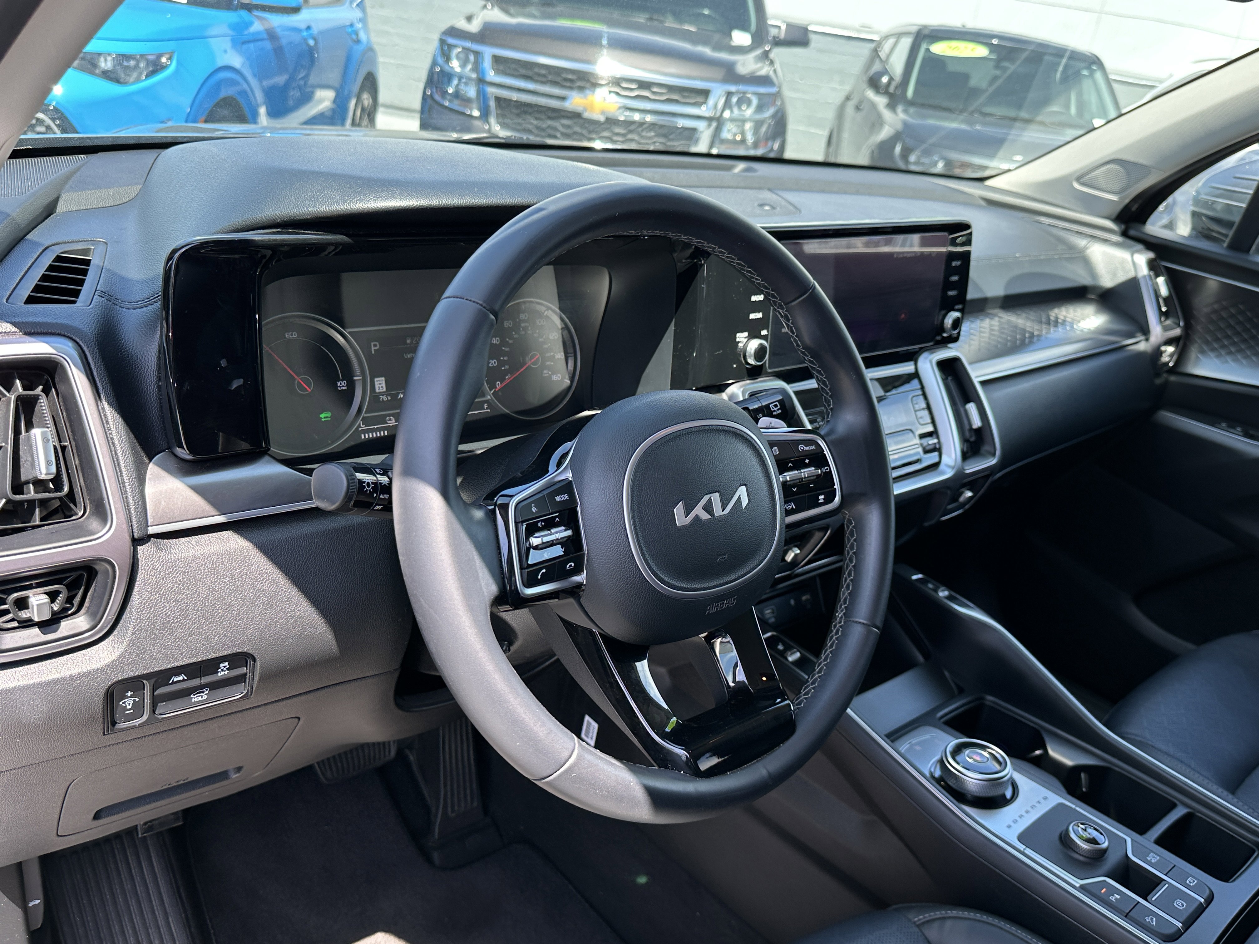 Certified 2023 Kia Sorento EX image 25