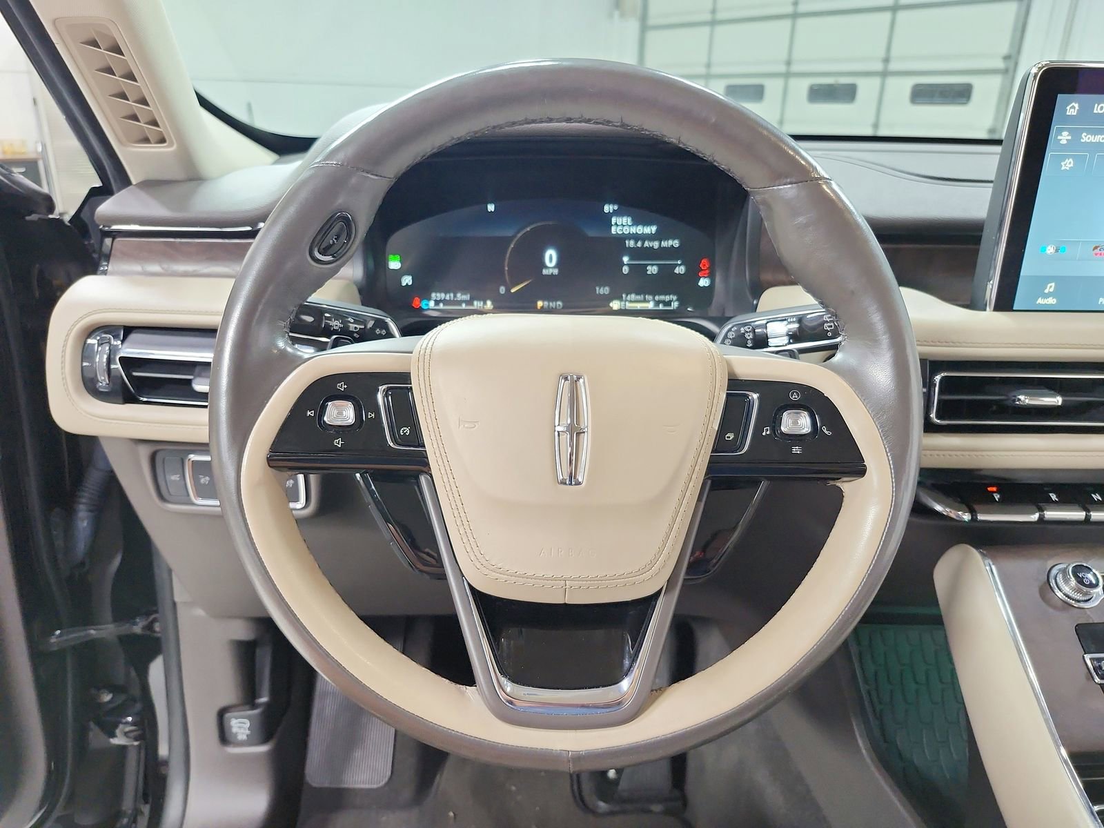 Used 2023 Lincoln Aviator Reserve w/ Elements Package Plus image 23