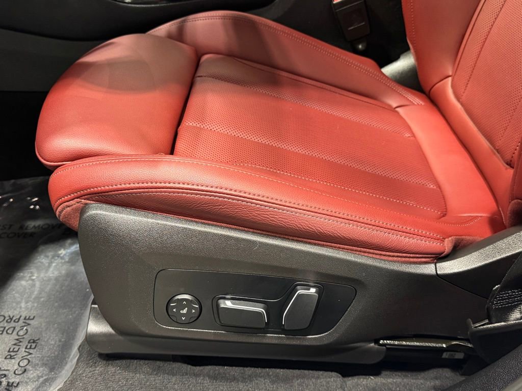 Certified 2024 BMW X3 xDrive30i w/ Premium Package image 19