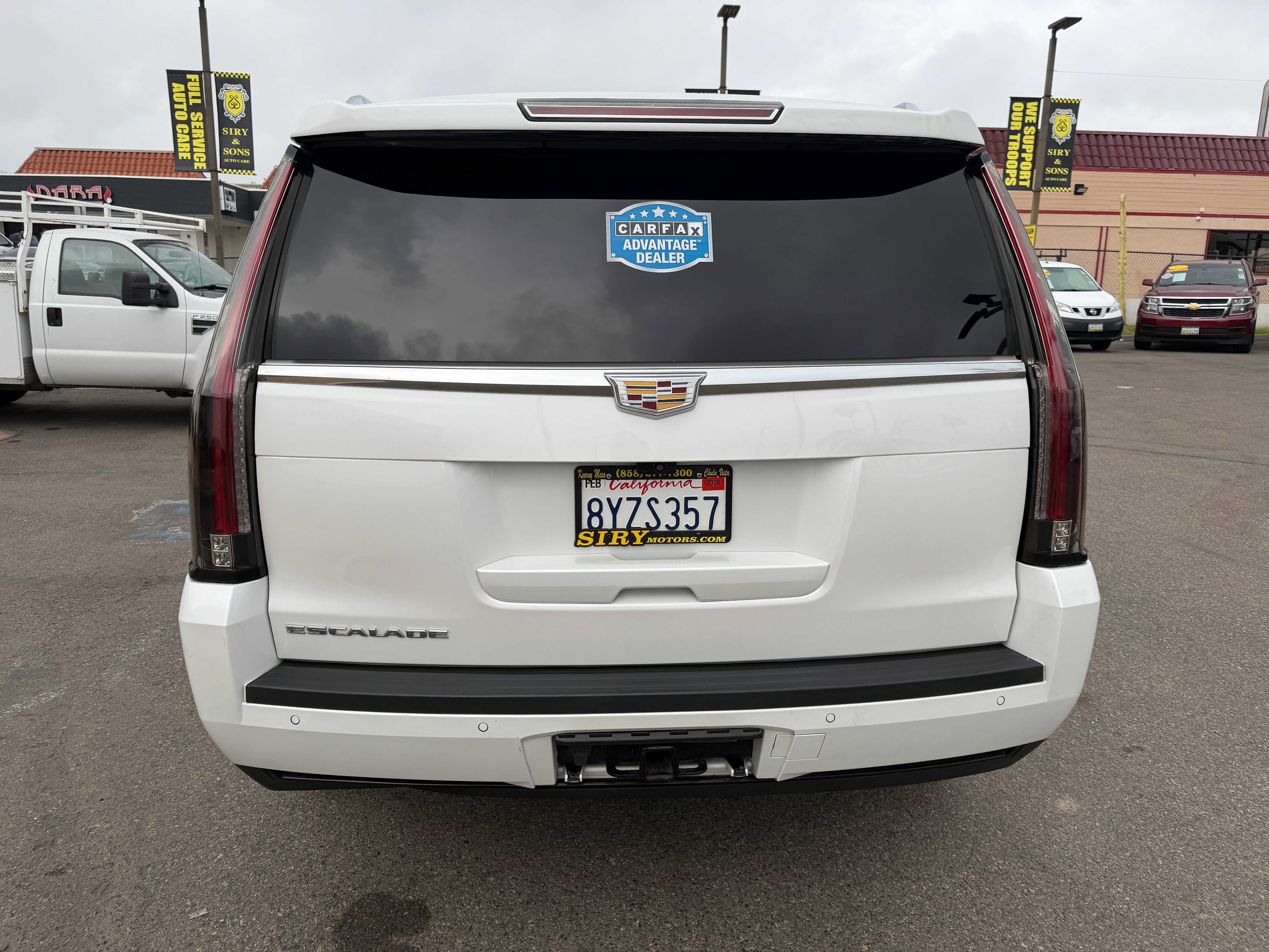 Used 2020 Cadillac Escalade Luxury RWD image 4