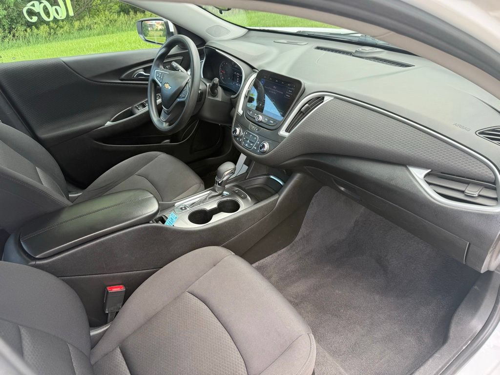 Used 2023 Chevrolet Malibu LT w/ Driver Confidence Package FWD image 23