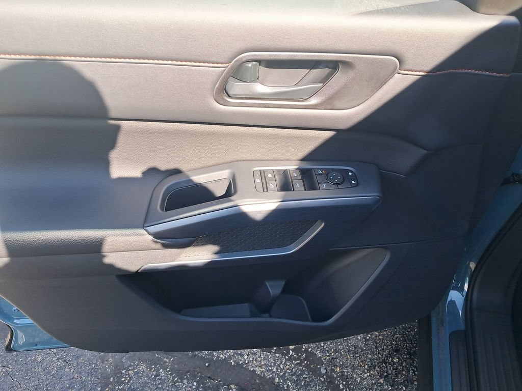 New 2026 Nissan Pathfinder Rock Creek AWD/4WD image 11