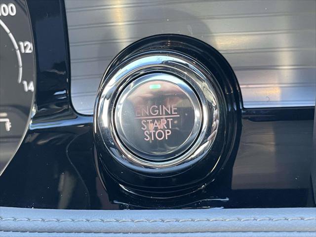 Used 2022 Lincoln Corsair AWD w/ Equipment Group 101A image 24