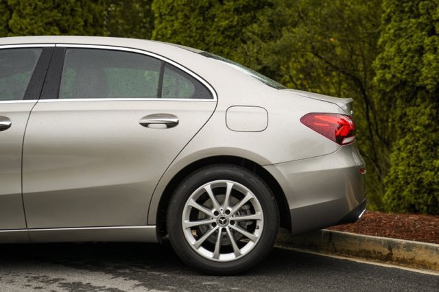 Used 2020 Mercedes-Benz A 220 w/ Premium Package image 7