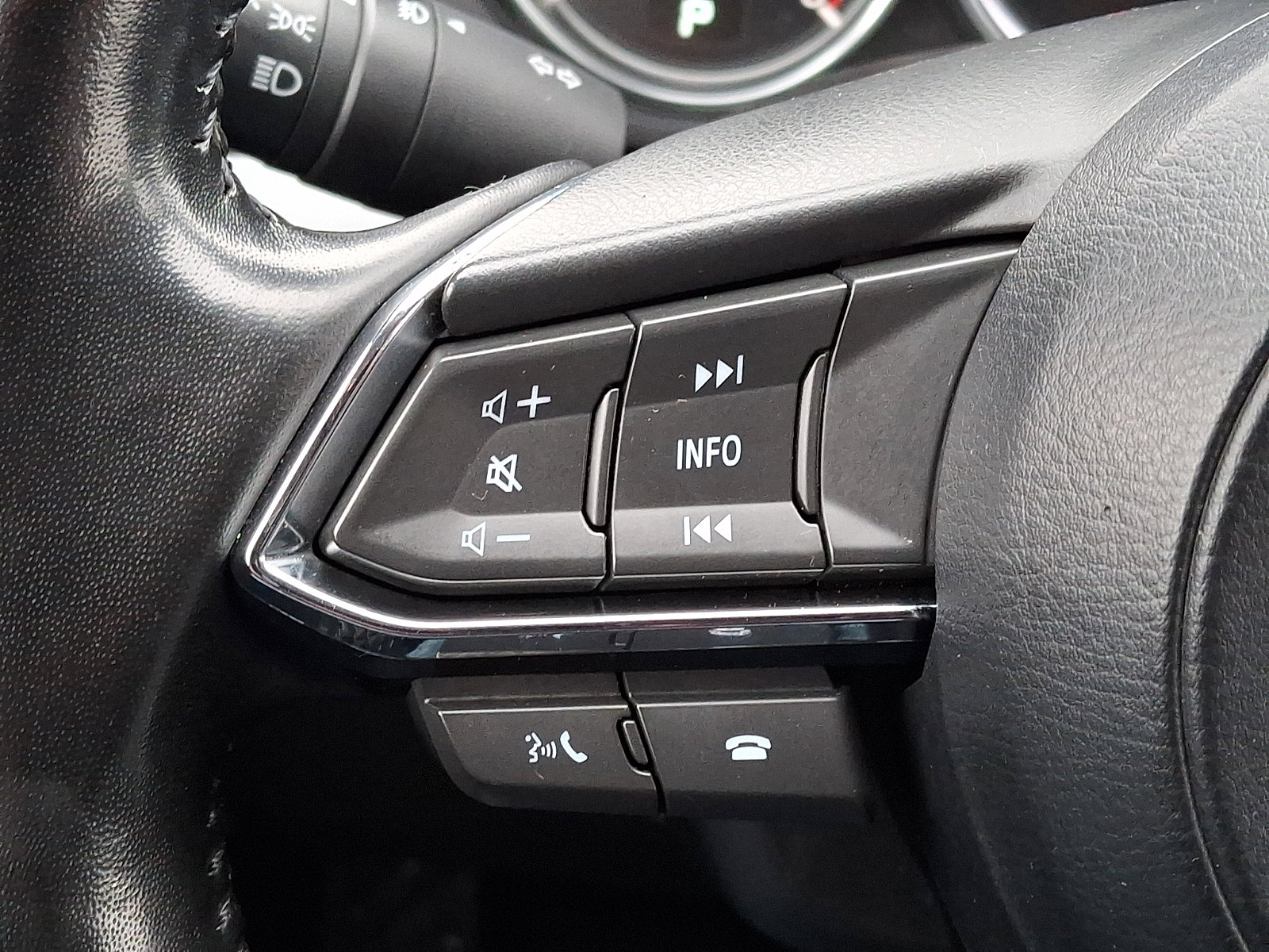 Used 2023 MAZDA CX-9 Touring Plus image 23