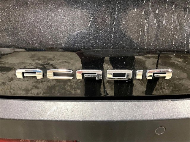 Used 2022 GMC Acadia SLE image 8