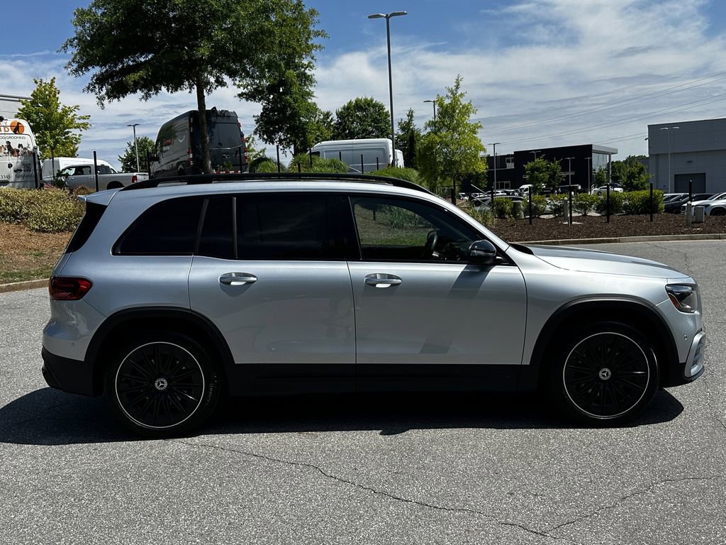 Used 2025 Mercedes-Benz GLB 250 image 9