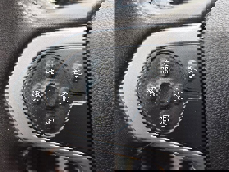 Used 2021 Chevrolet Colorado LT w/ Fleet Safety Package image 15