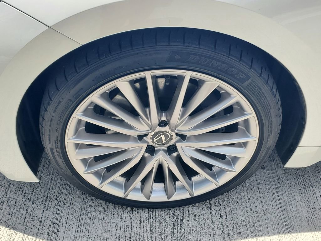 Used 2024 Lexus IS 300 w/ Premium Package RWD image 4