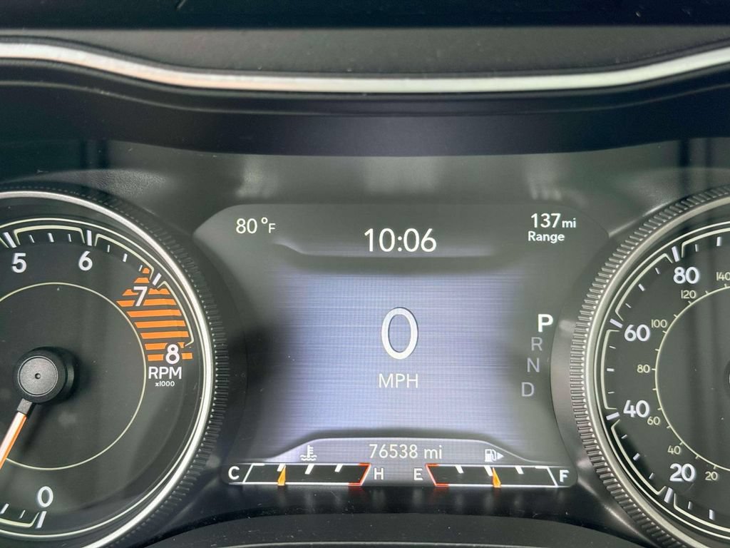 Used 2019 Jeep Cherokee Limited AWD/4WD image 19