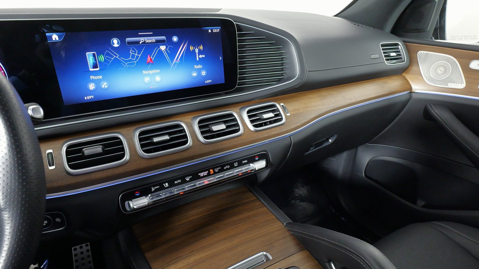Used 2024 Mercedes-Benz GLS 450 4MATIC w/ AMG Line Exterior image 51