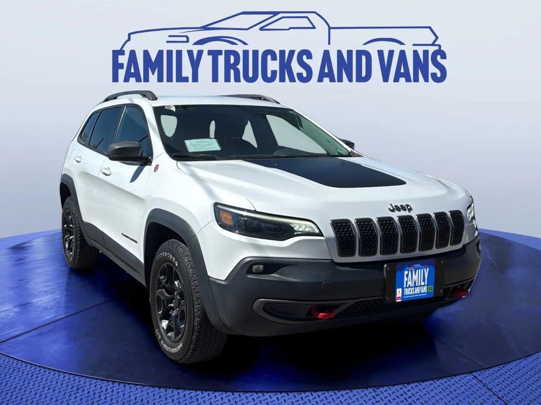 Used 2020 Jeep Cherokee Trailhawk w/ Cold Weather Group image 6
