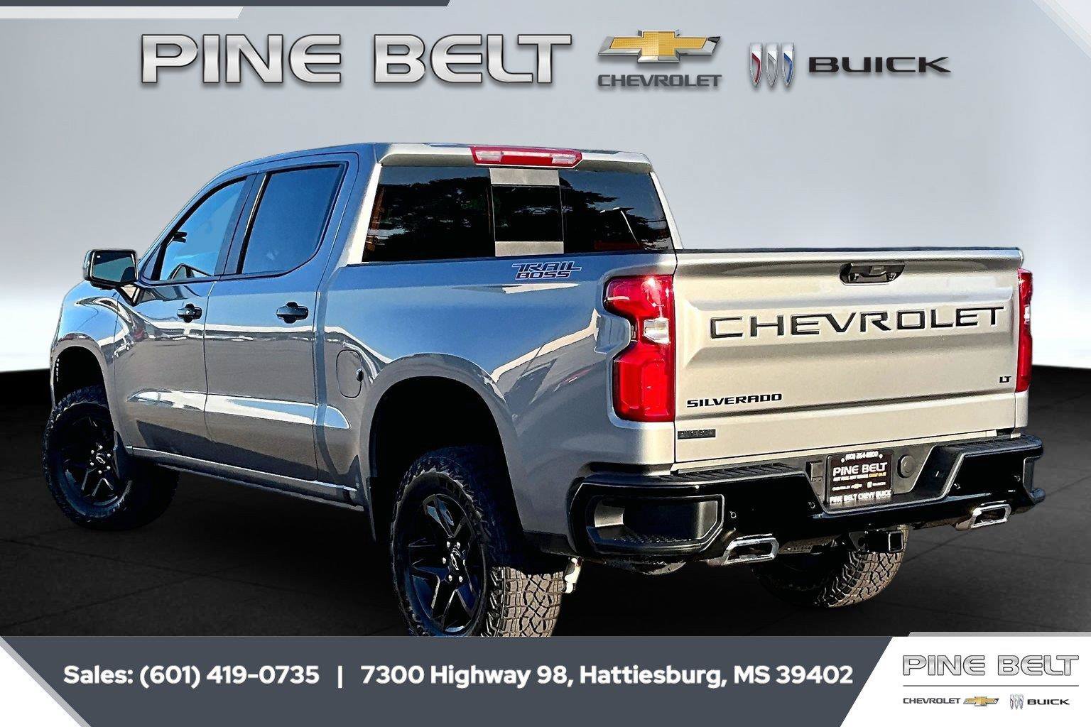 New 2026 Chevrolet Silverado 1500 LT Trail Boss w/ Safety Package AWD/4WD image 2
