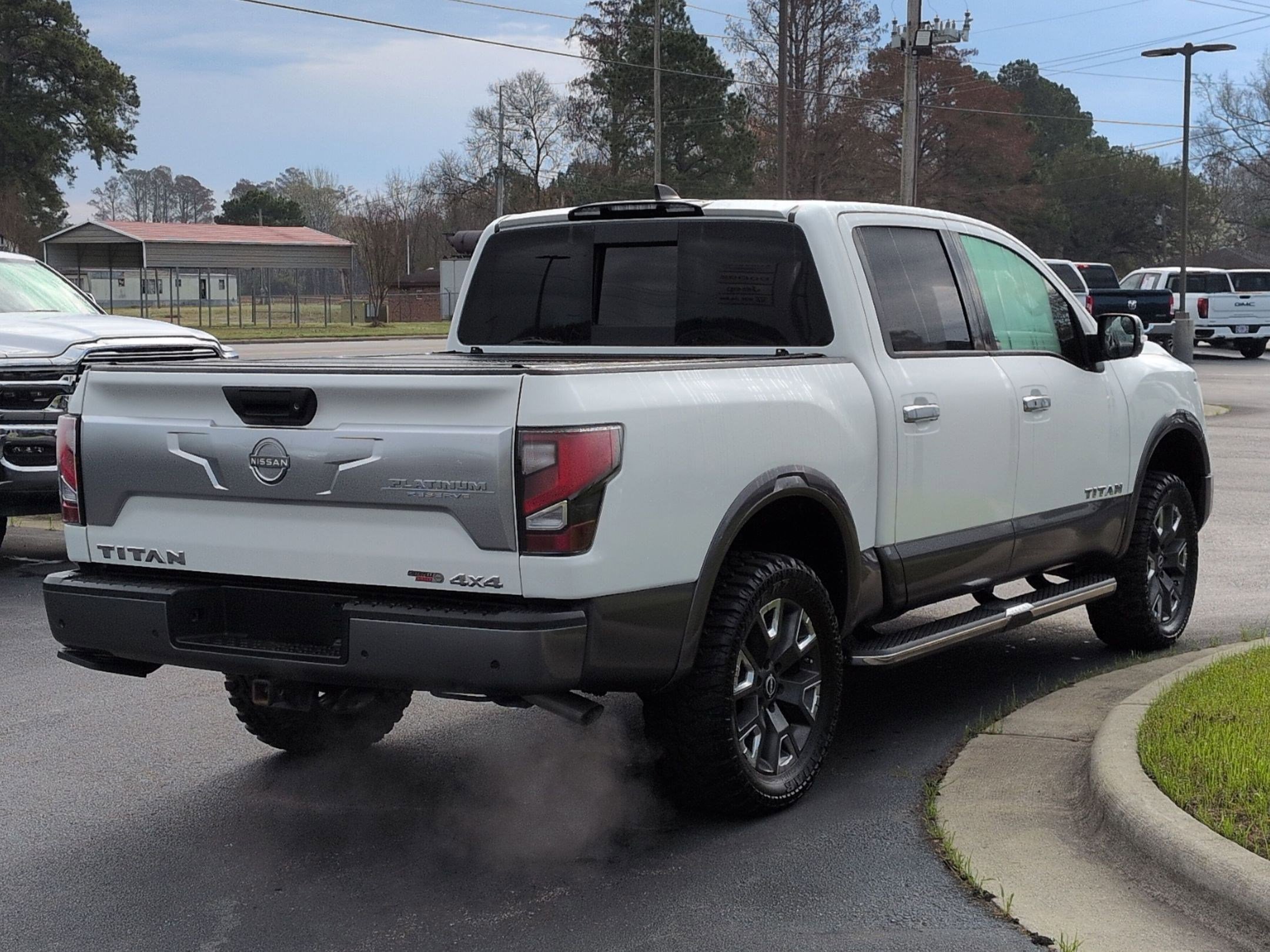 Used 2024 Nissan Titan Platinum Reserve w/ Moonroof Package image 5