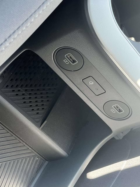 Certified 2024 Hyundai Ioniq 5 SEL RWD image 33