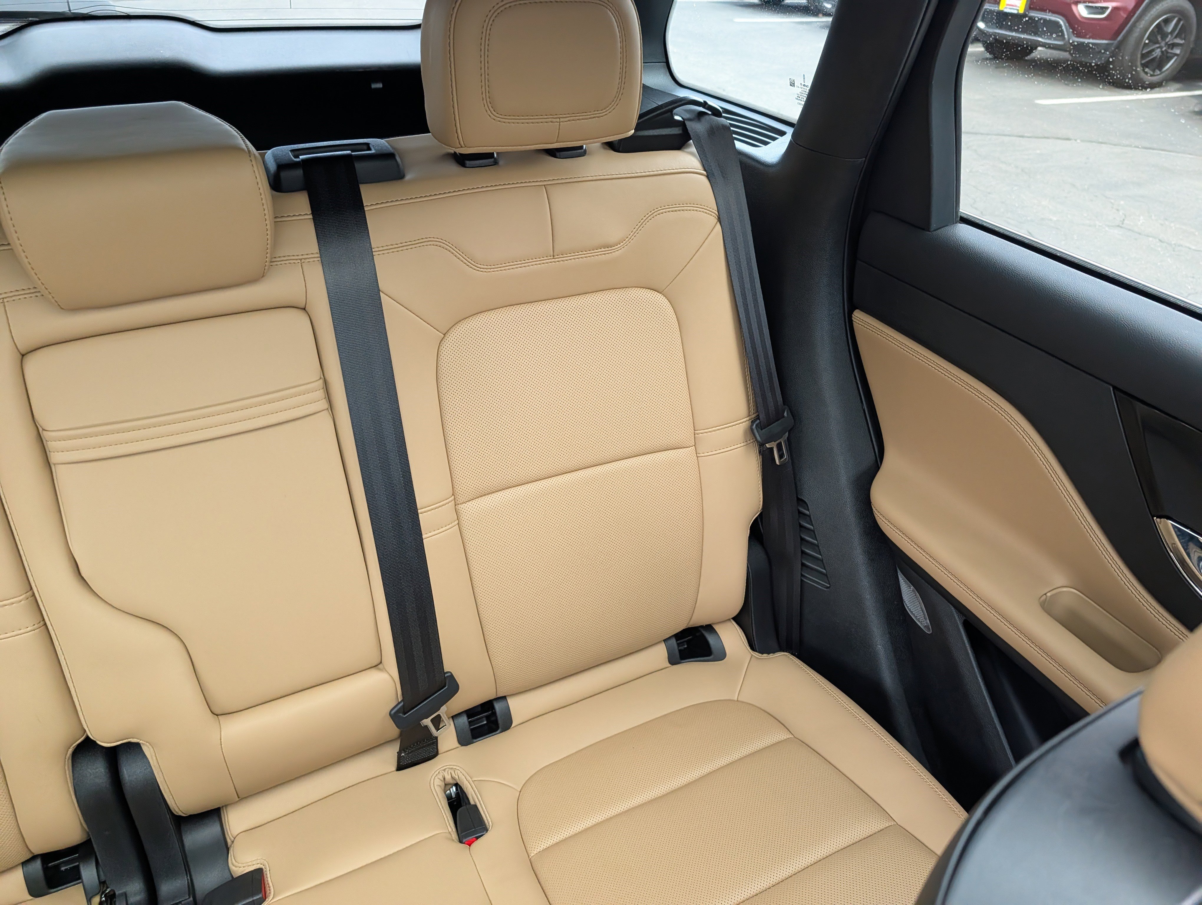 Used 2022 Lincoln Corsair Reserve w/ Equipment Group 201A image 14