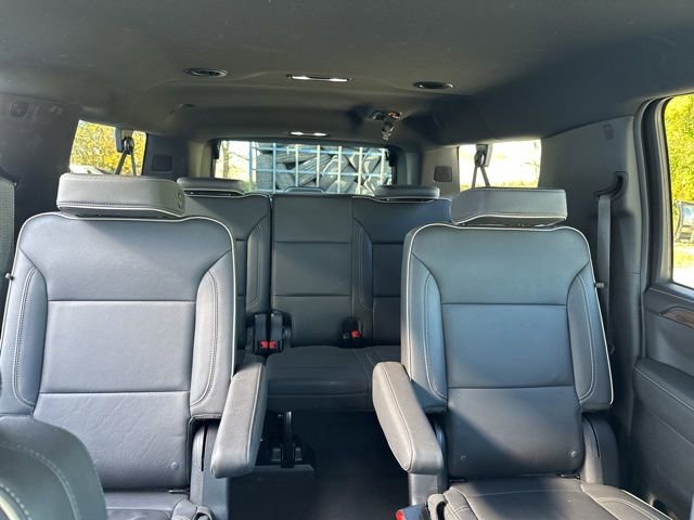 Used 2024 Chevrolet Suburban Premier image 35