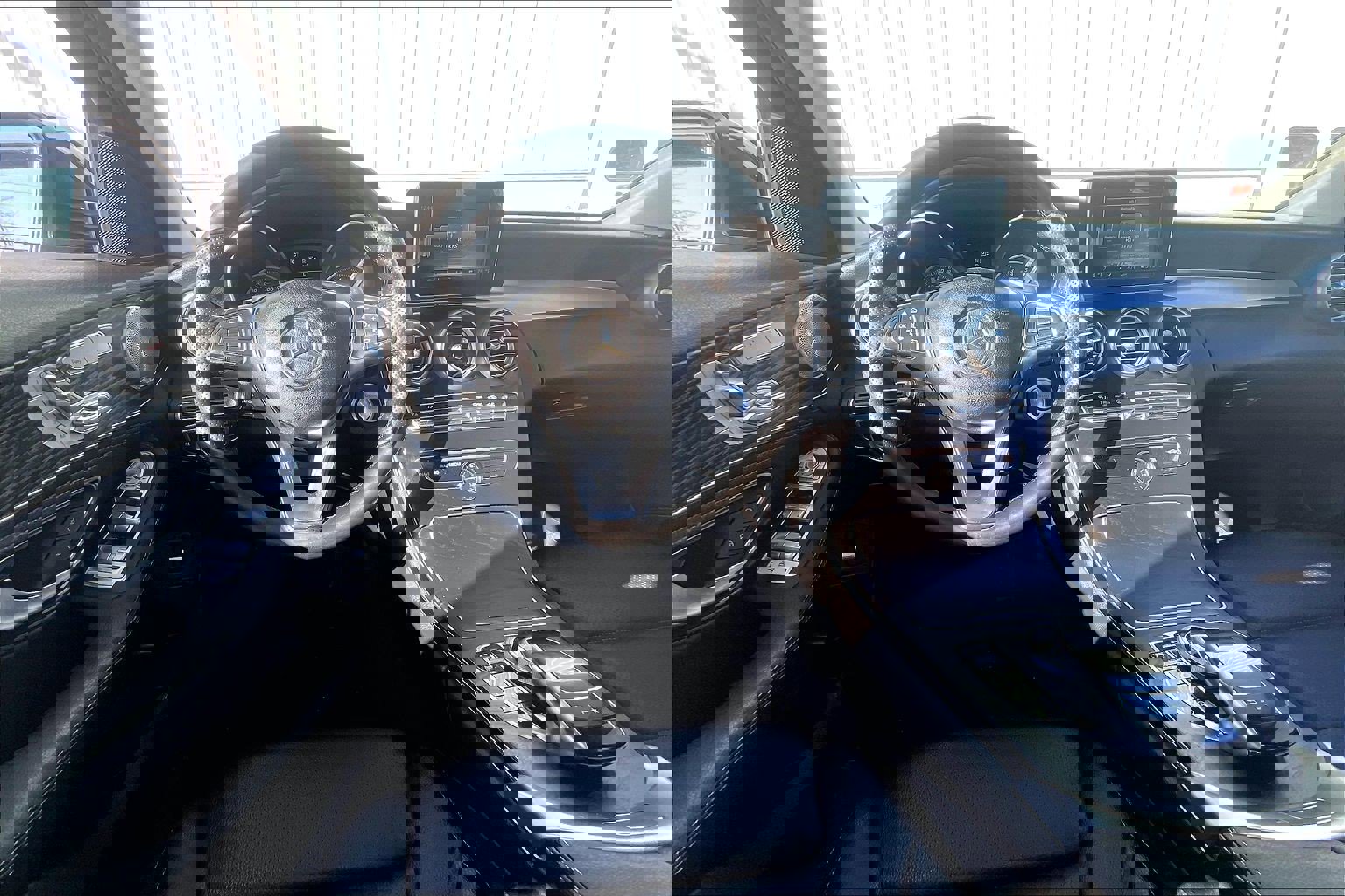 Used 2015 Mercedes-Benz C 300 4MATIC Sedan image 6