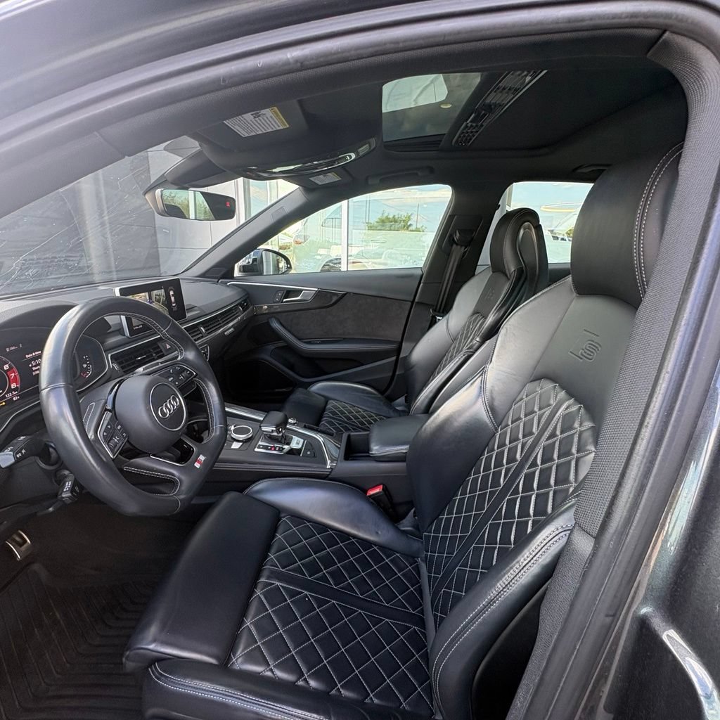 Used 2019 Audi S4 Premium Plus w/ Premium Plus Package AWD/4WD image 11