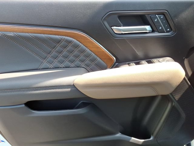 New 2026 GMC Canyon Denali AWD/4WD image 17