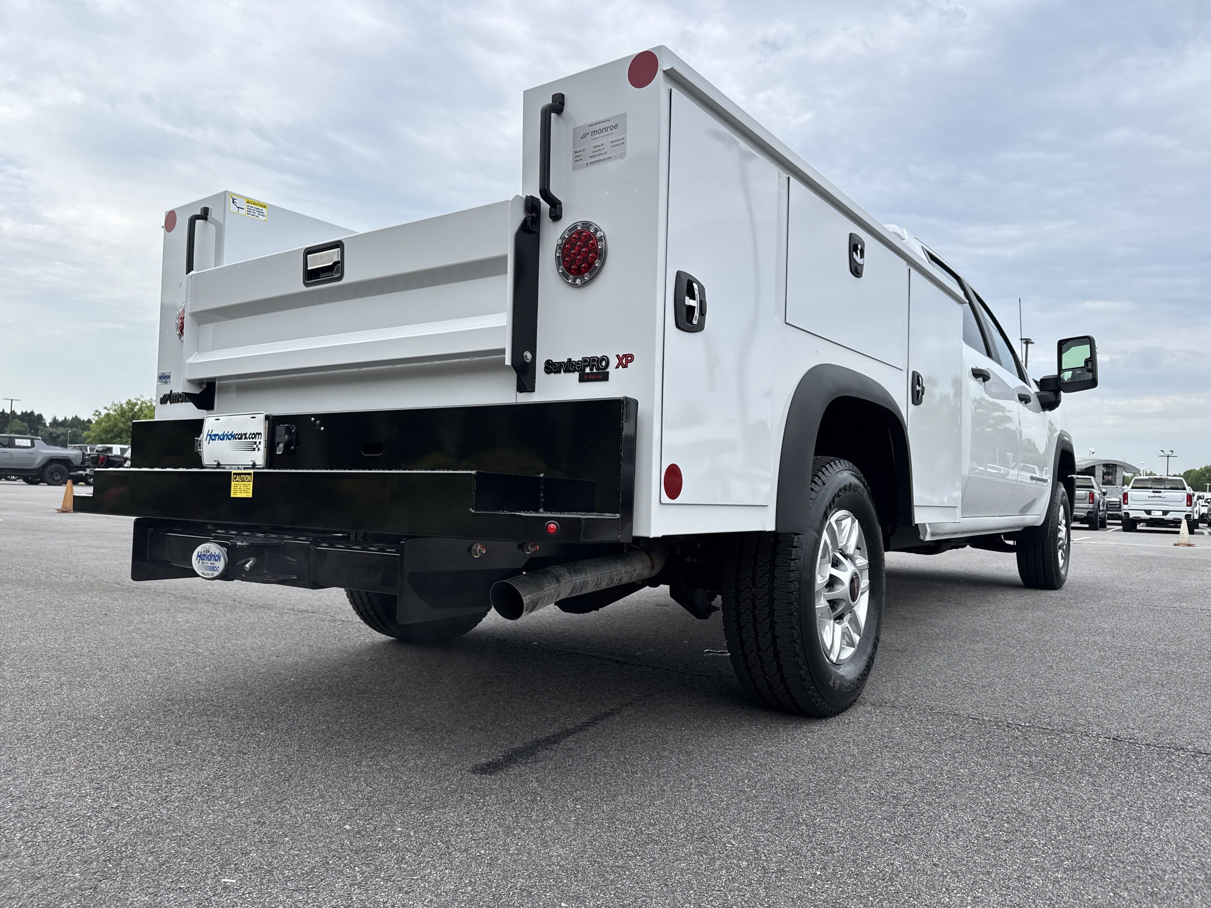 New 2026 GMC Sierra 2500 Pro w/ Convenience Package AWD/4WD image 10
