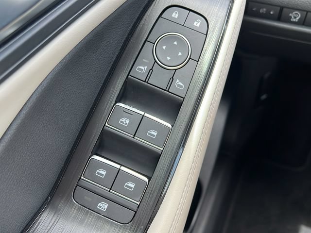 Used 2025 Nissan Rogue SL w/ SL Premium Package FWD image 20