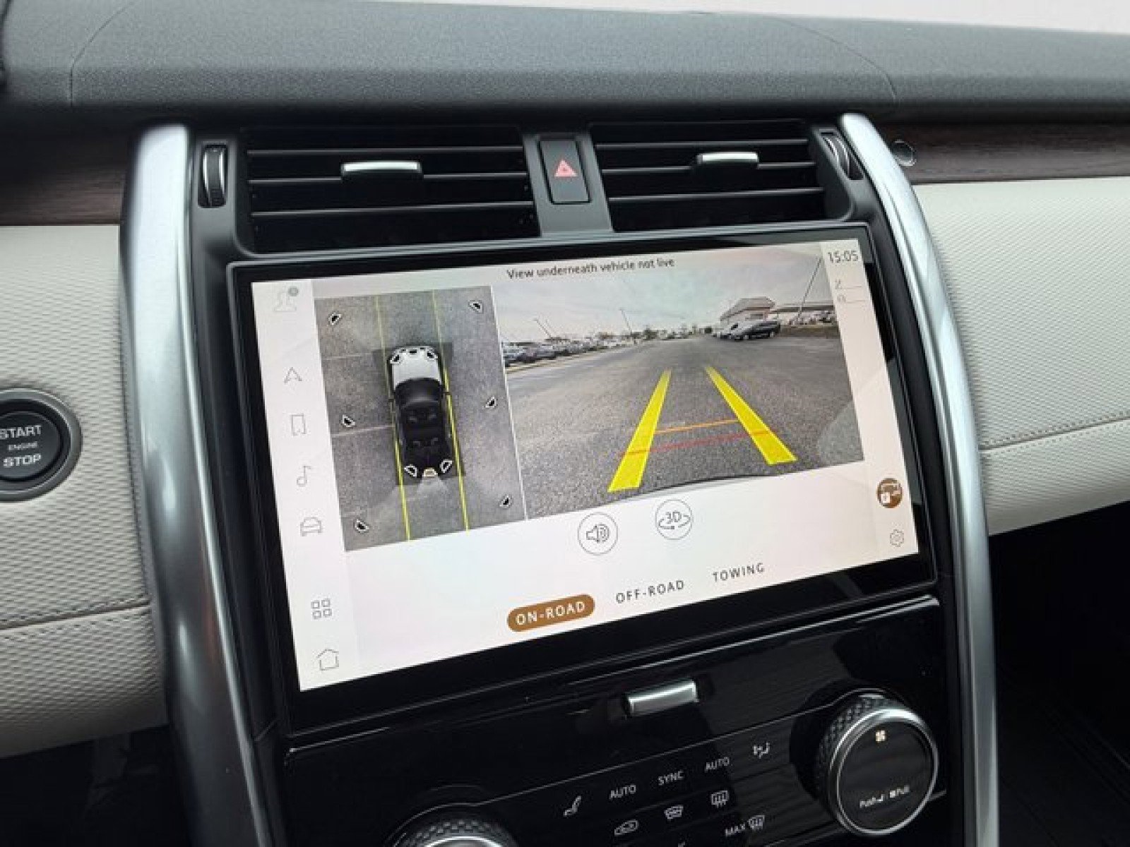 New 2026 Land Rover Discovery Dynamic SE AWD/4WD image 17