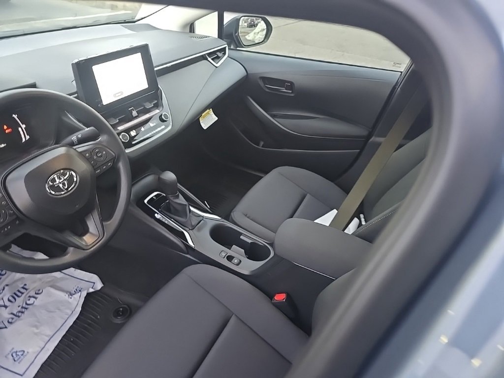 Used 2026 Toyota Corolla LE image 12