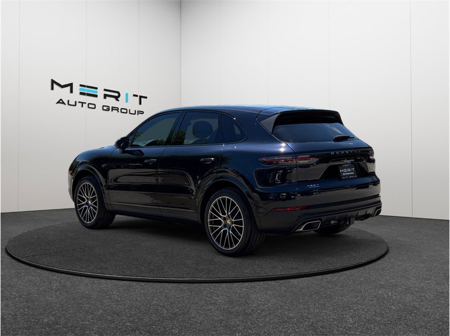 Used 2020 Porsche Cayenne image 7