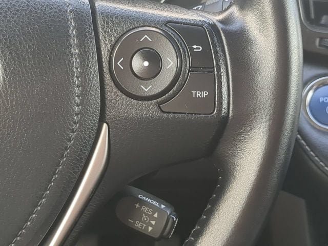 Used 2016 Toyota RAV4 XLE AWD/4WD image 24