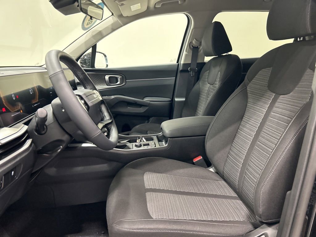 New 2026 Kia Sorento LX image 9