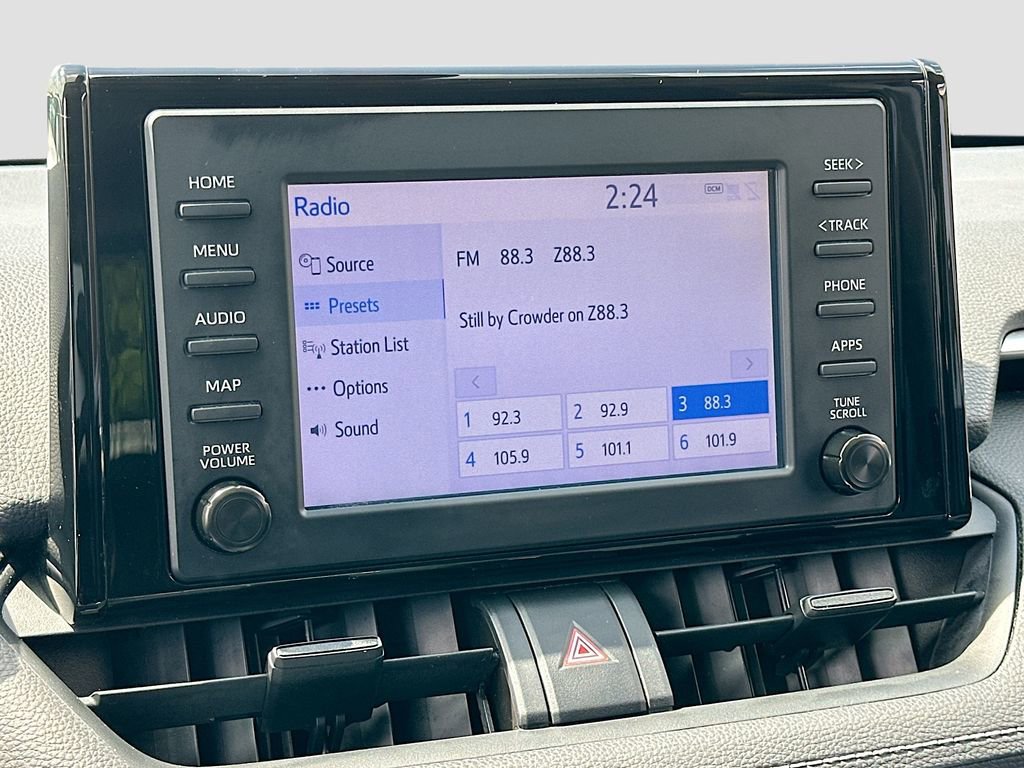 Used 2019 Toyota RAV4 XLE FWD image 14