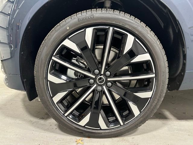 New 2026 Volvo XC60 T8 Ultra w/ Protection Package Premier AWD/4WD image 23