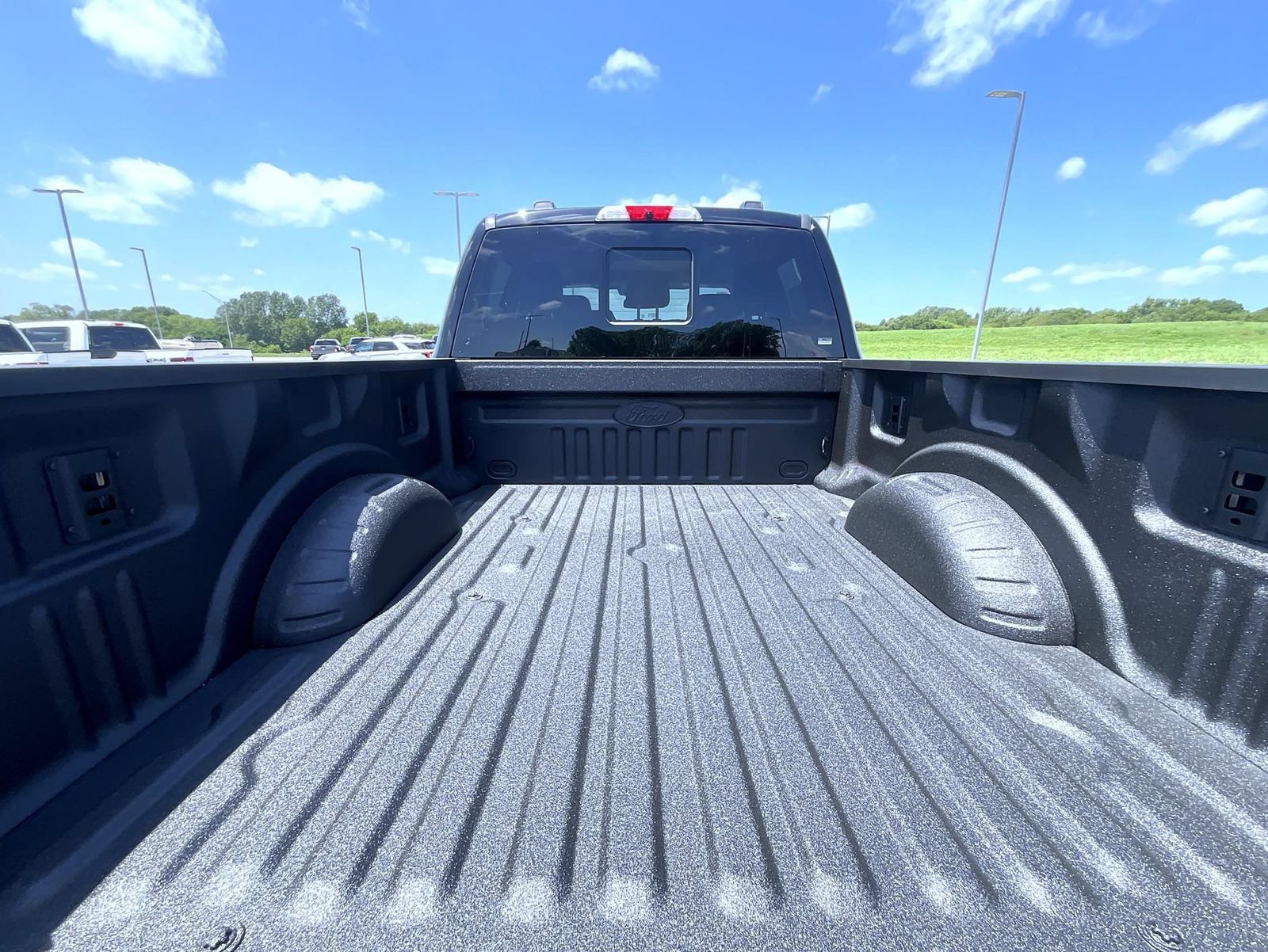 New 2026 Ford F250 Lariat w/ Tremor Off-Road Package AWD/4WD image 16