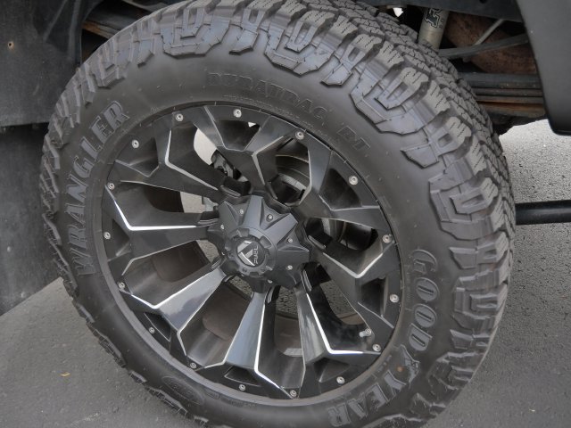 Used 2019 Ford F350 Platinum w/ Platinum Ultimate Package AWD/4WD image 9