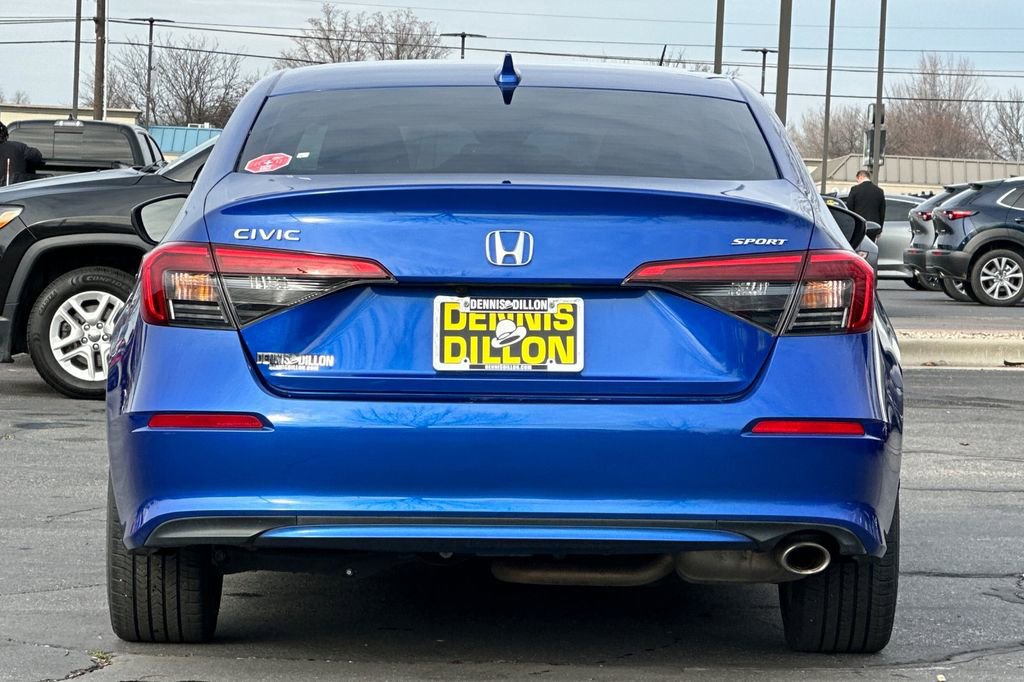 Used 2023 Honda Civic Sport image 5