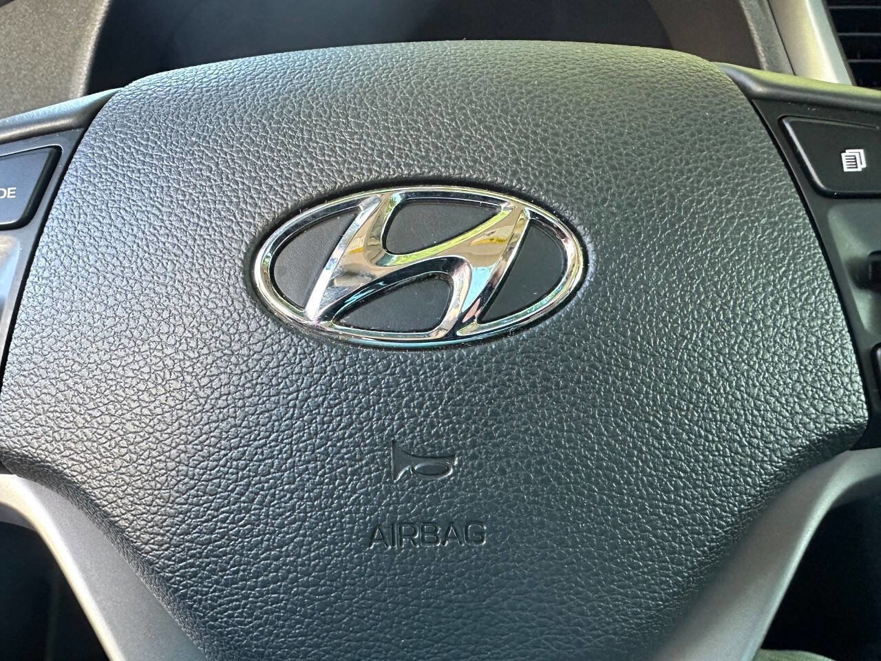 Used 2016 Hyundai Tucson Limited w/ Option Group 03 image 12