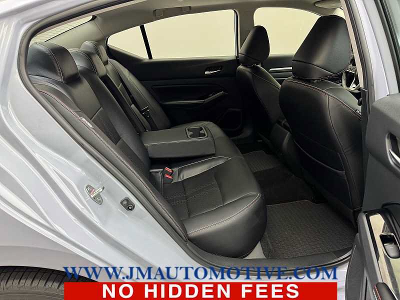 Used 2024 Nissan Altima 2.5 SR w/ SR Premium Package AWD/4WD image 18