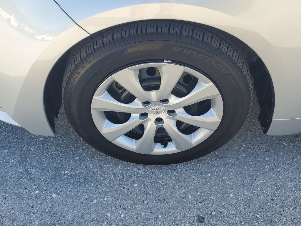 Certified 2024 Toyota Corolla LE image 17
